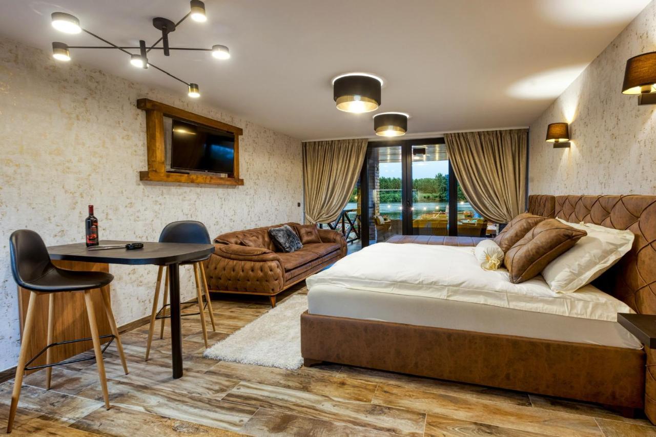 Apartmani Tiske Noci Bečej Dış mekan fotoğraf